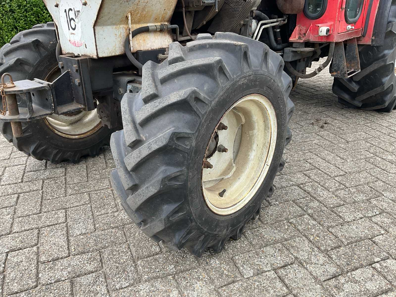 Compact tractor Steyr 8075: picture 10
