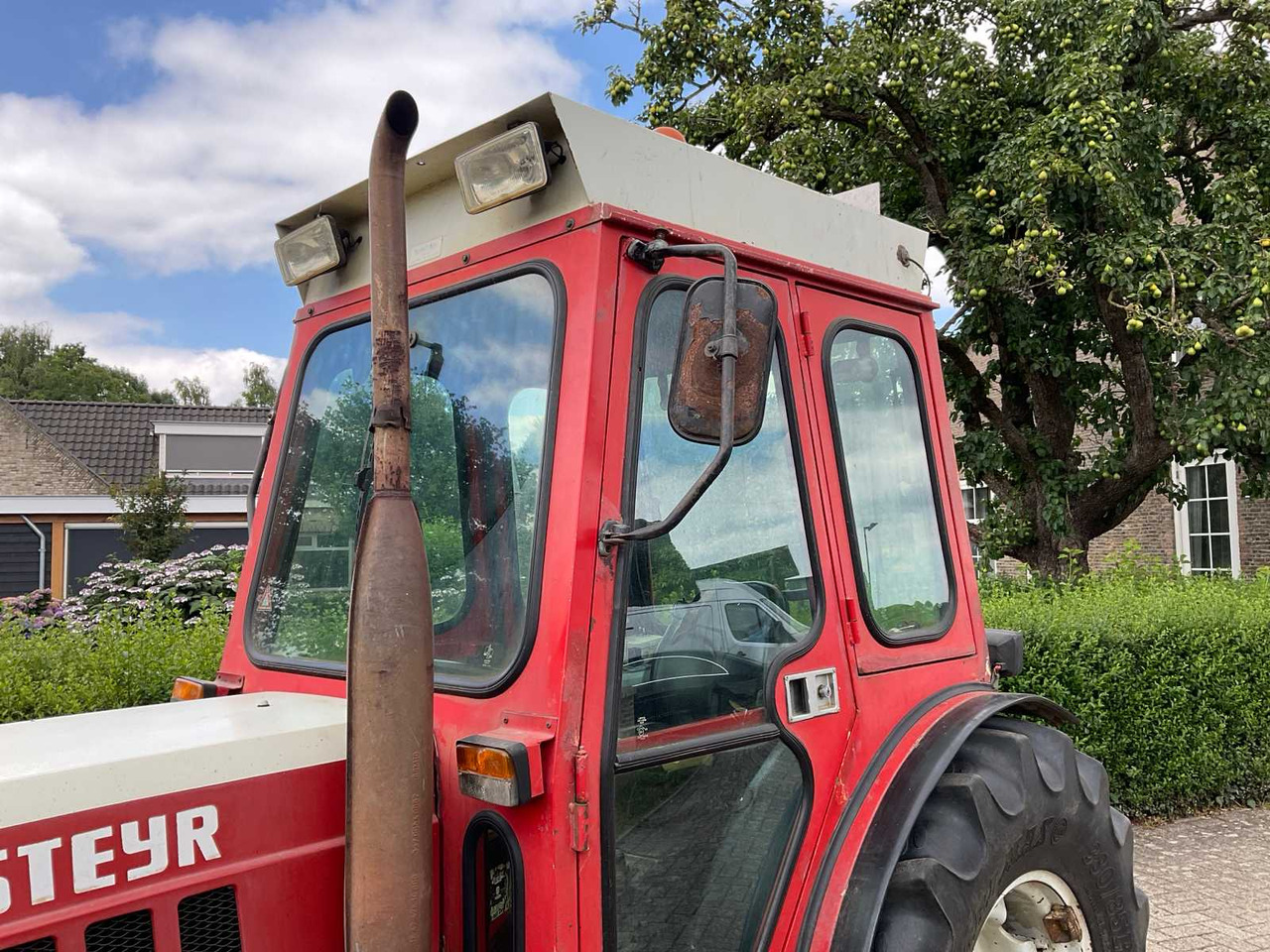 Compact tractor Steyr 8075: picture 7