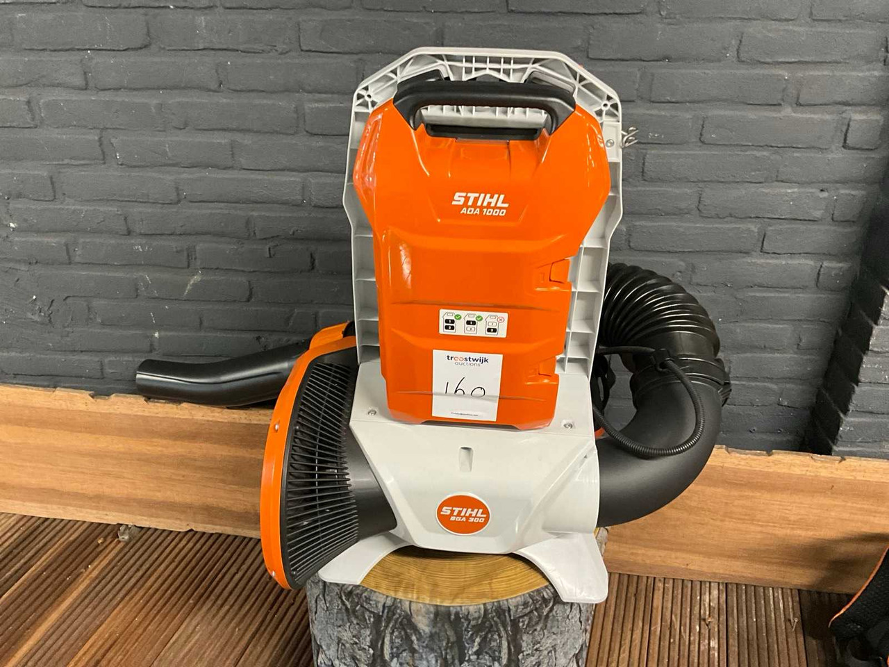 Stihl BGA 300 - Garden equipment: picture 2 Stihl BGA 300 - Garden equipment: picture 2