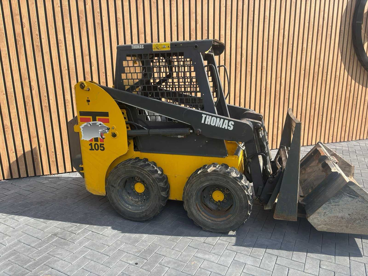 THOMAS - T105 - SKID STEER LOADER - Compact track loader: picture 5 THOMAS - T105 - SKID STEER LOADER - Compact track loader: picture 5