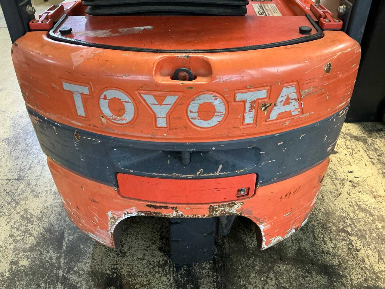 TOYOTA FBESF12 ELECTRIC FORKLIFT (2005) - Forklift: picture 4 TOYOTA FBESF12 ELECTRIC FORKLIFT (2005) - Forklift: picture 4