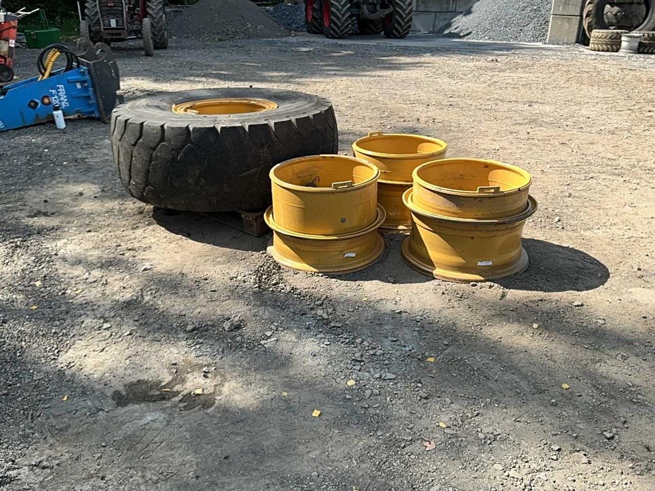 Tires, wheels and rims - Wheels and tires for Farm tractor: picture 5 Tires, wheels and rims - Wheels and tires for Farm tractor: picture 5