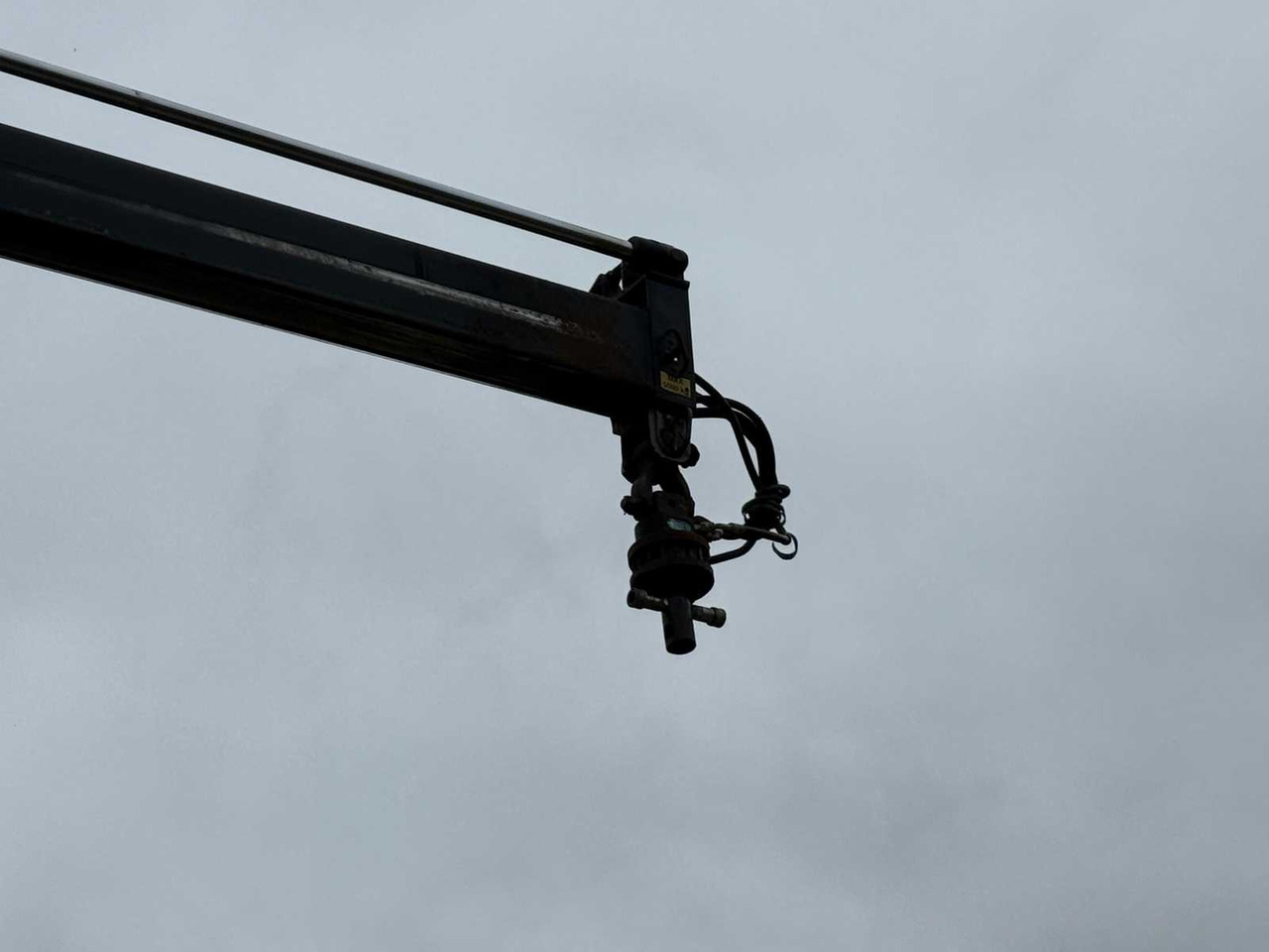 Truck 2007 MERCEDES-BENZ ECONIC CRANE TRUCK HIAB 220 - 6X2: picture 13 Truck 2007 MERCEDES-BENZ ECONIC CRANE TRUCK HIAB 220 - 6X2: picture 13