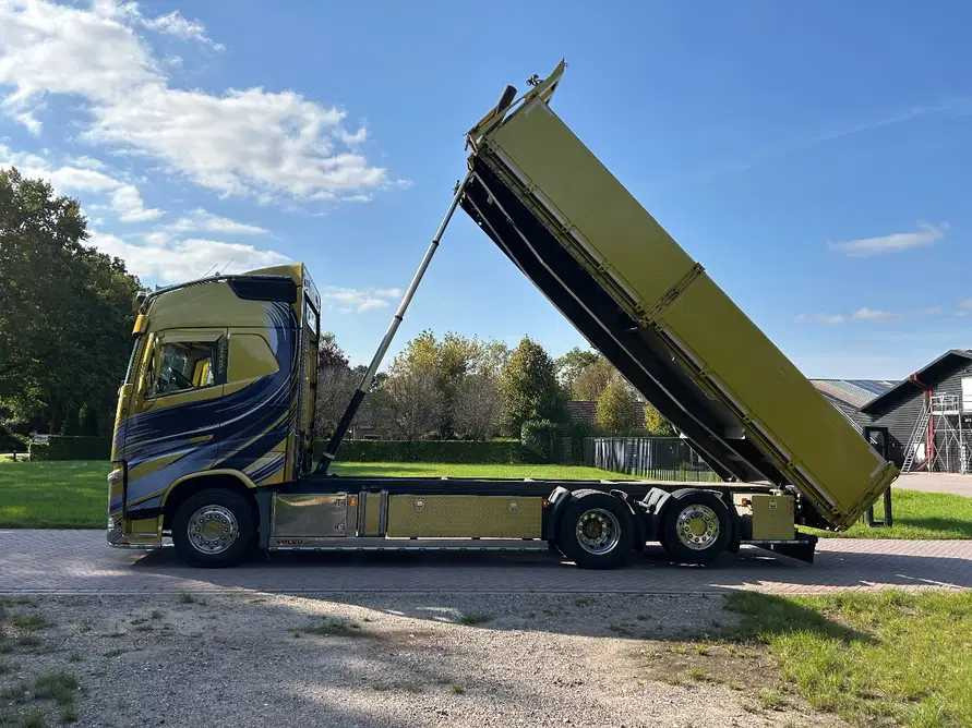 2013 VOLVO FH 520 MULTITRANSPORTER TIPPER / TIPPER FULL OPTIONS TRUCK - Truck: picture 4 2013 VOLVO FH 520 MULTITRANSPORTER TIPPER / TIPPER FULL OPTIONS TRUCK - Truck: picture 4