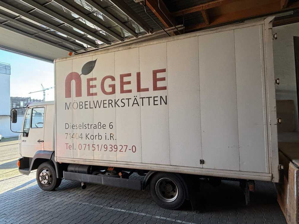 MAN 8-163 / L 2000 TRUCK WITH BOX - Truck: picture 5 MAN 8-163 / L 2000 TRUCK WITH BOX - Truck: picture 5