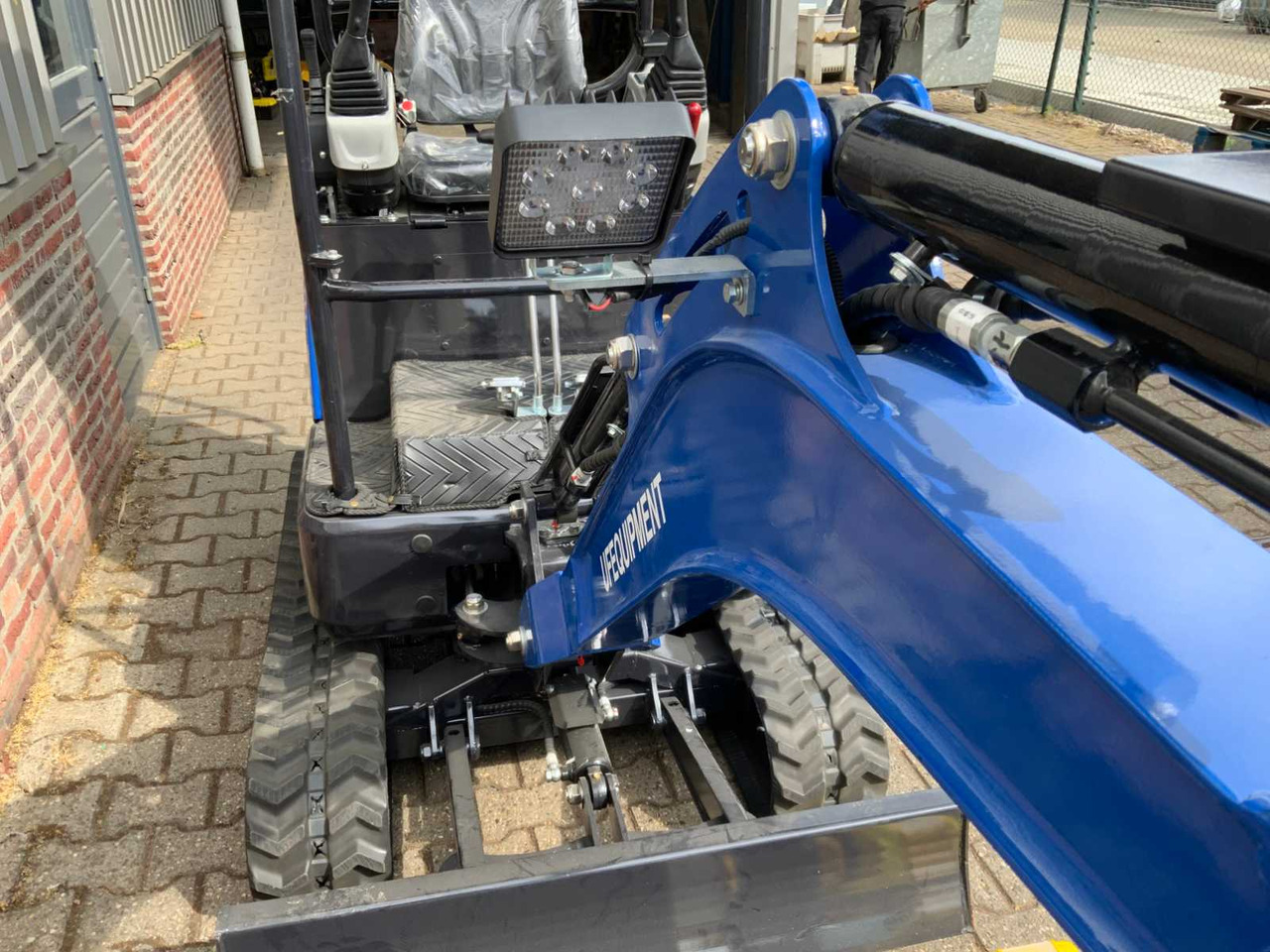 Excavator ULTRA FORCE EQUIPMENT NM-1800 KG CRAWLER EXCAVATOR DIESEL 2025 INCL. 3 BUCKETS: picture 17