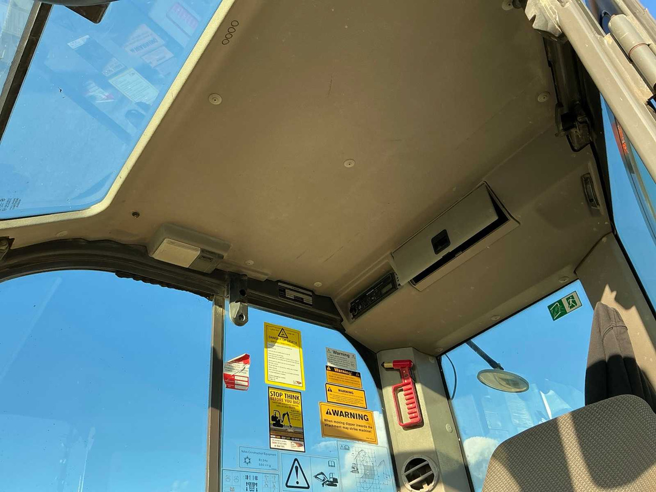 Excavator VOLVO - ECR 88D - MIDI-EXCAVATOR - 2017: picture 31