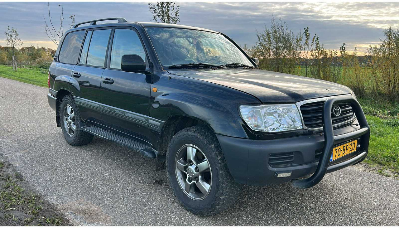 2002 4X4 TOYOTA LANDCRUISER 100 4.2 VX STANDARD ROOF WINDOW VAN - Van: picture 4 2002 4X4 TOYOTA LANDCRUISER 100 4.2 VX STANDARD ROOF WINDOW VAN - Van: picture 4