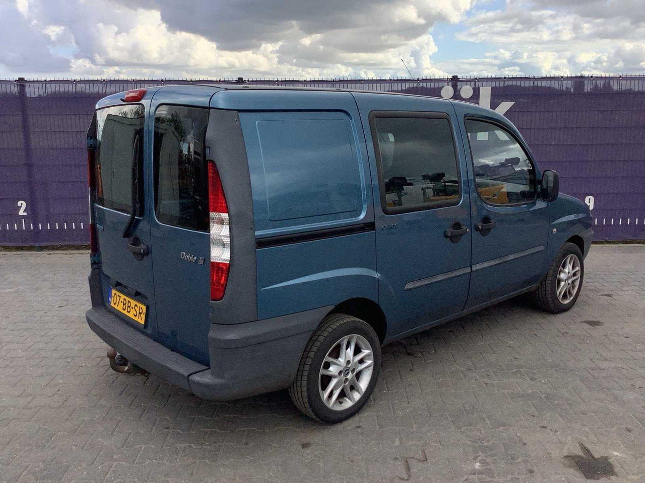 2002 - FIAT - DOBLÒ - 1.9 JTD - COMMERCIAL VEHICLE - Van: picture 4 2002 - FIAT - DOBLÒ - 1.9 JTD - COMMERCIAL VEHICLE - Van: picture 4