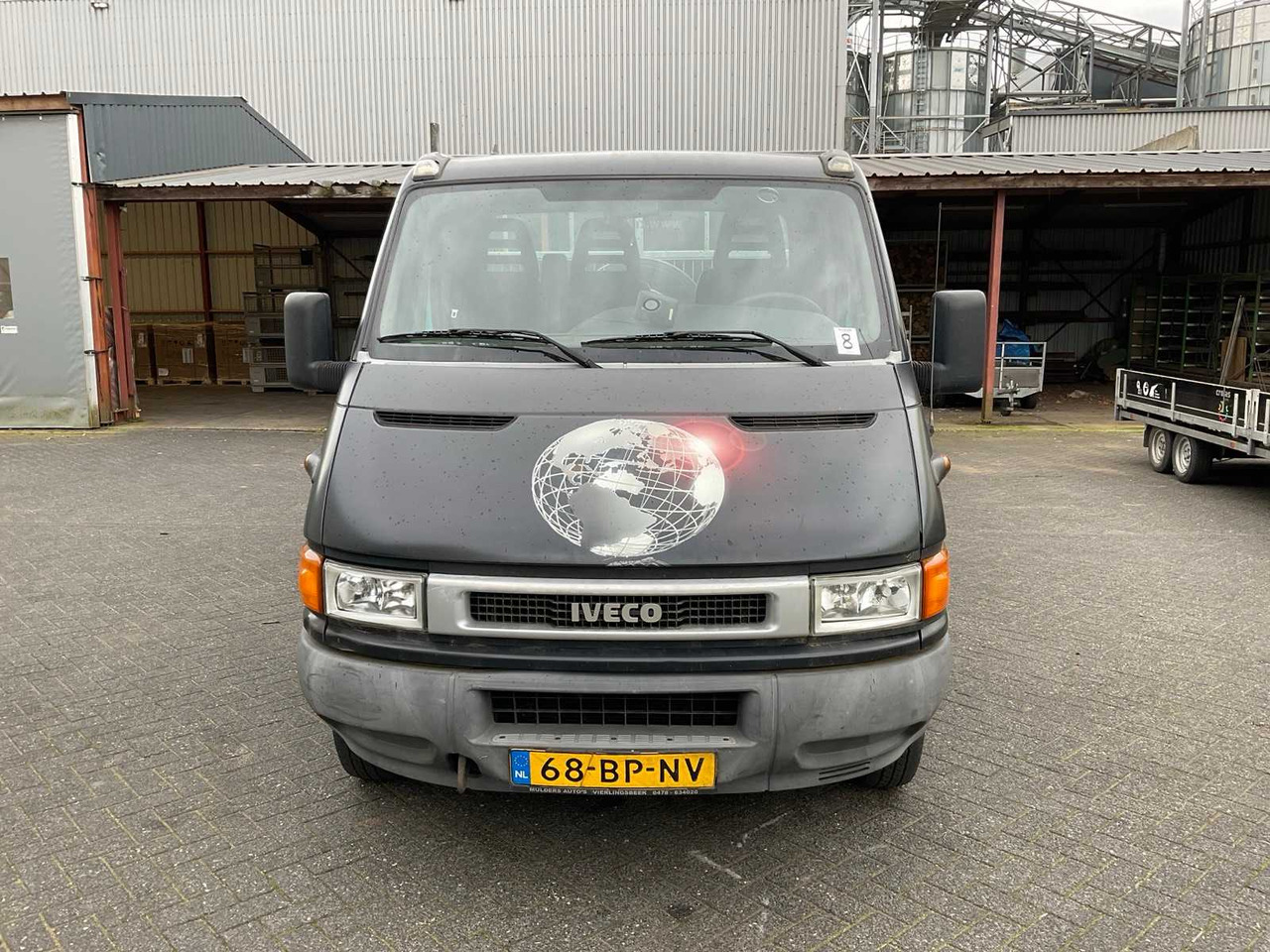 2004 IVECO DAILY BE TRACTOR WITH TRAILER - Van: picture 2 2004 IVECO DAILY BE TRACTOR WITH TRAILER - Van: picture 2