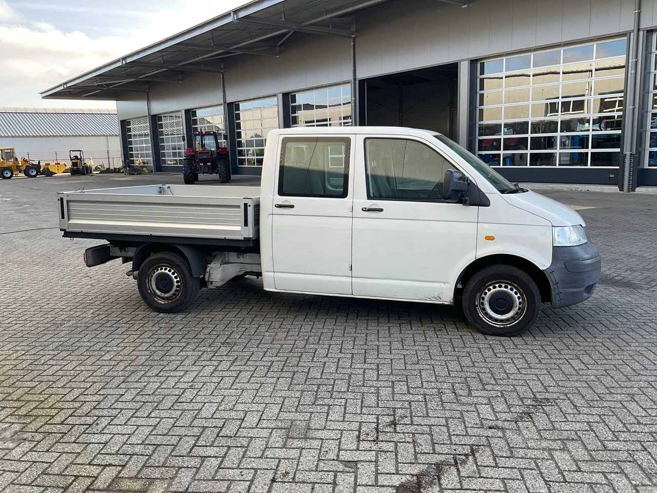 2006 VOLKSWAGEN TRANSPORTER COMMERCIAL VEHICLE - Van: picture 5 2006 VOLKSWAGEN TRANSPORTER COMMERCIAL VEHICLE - Van: picture 5