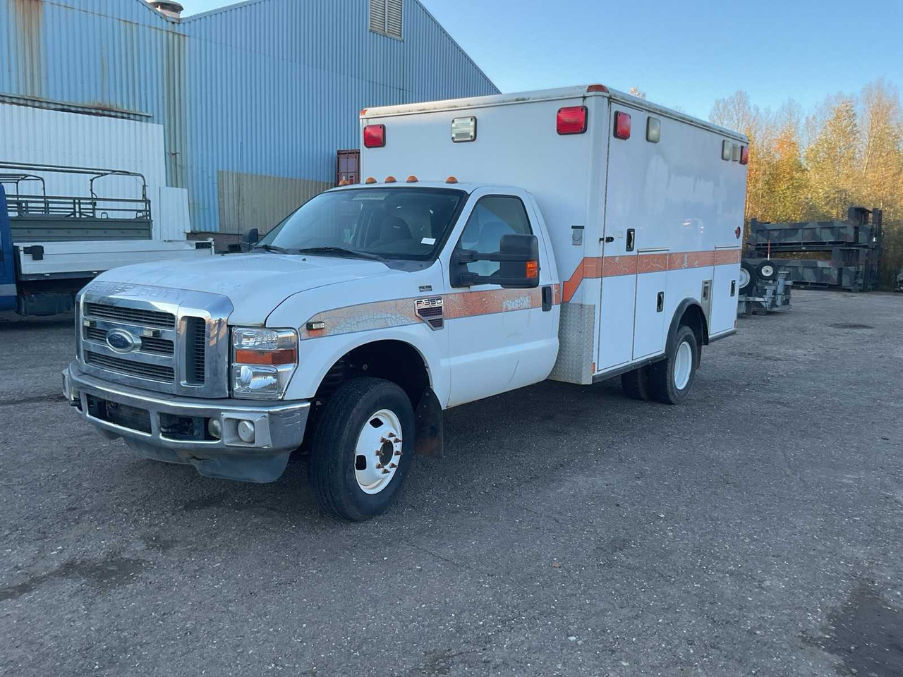 2008 FORD F-350 XLT SUPER DUTY AMBULANCE COMMERCIAL VEHICLES - Van: picture 1 2008 FORD F-350 XLT SUPER DUTY AMBULANCE COMMERCIAL VEHICLES - Van: picture 1