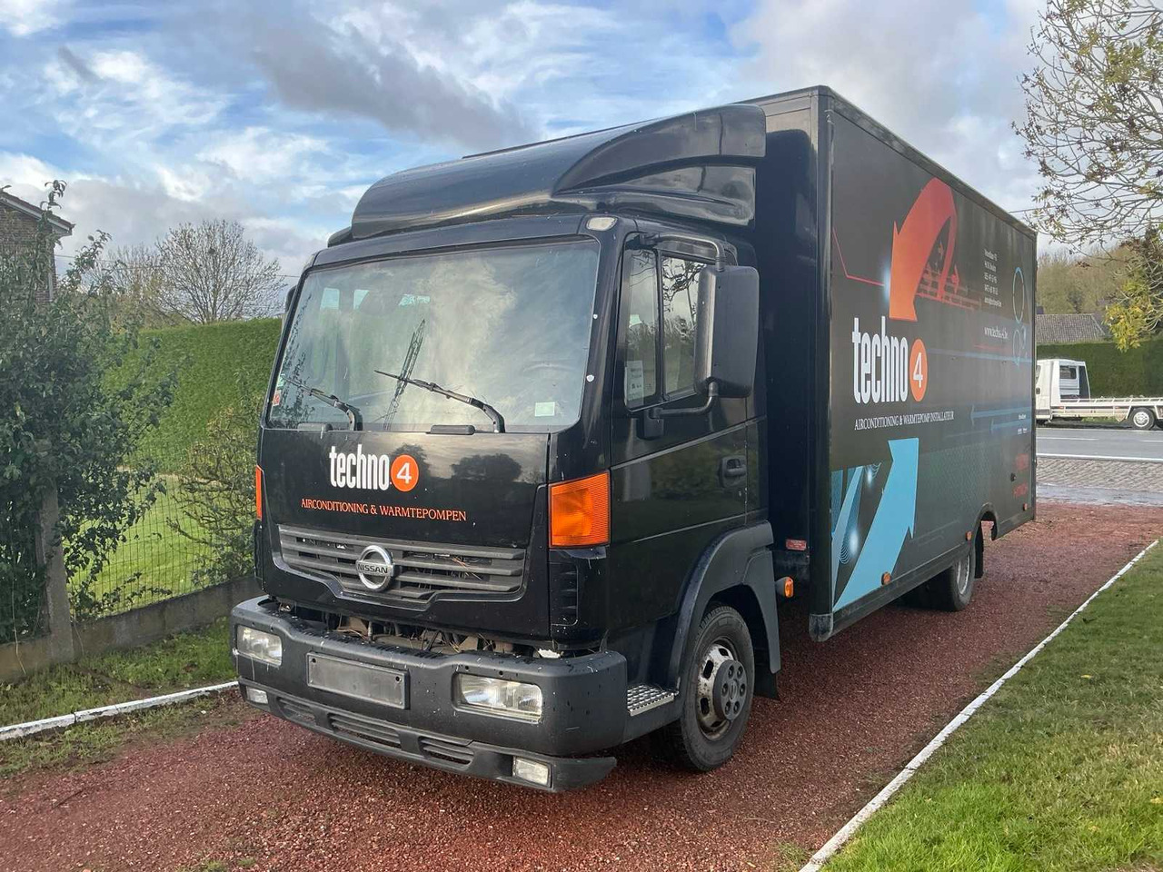 2011 NISSAN ATLEON TRUCK - Van: picture 1 2011 NISSAN ATLEON TRUCK - Van: picture 1