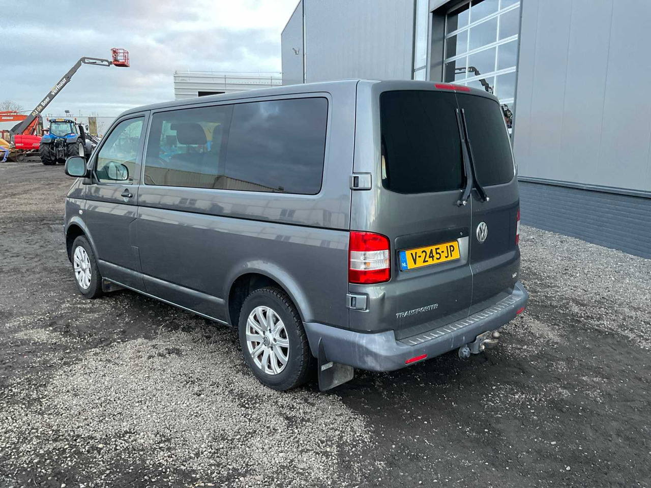 2012 VOLKSWAGEN TRANSPORTER COMMERCIAL VEHICLE - Van: picture 3 2012 VOLKSWAGEN TRANSPORTER COMMERCIAL VEHICLE - Van: picture 3