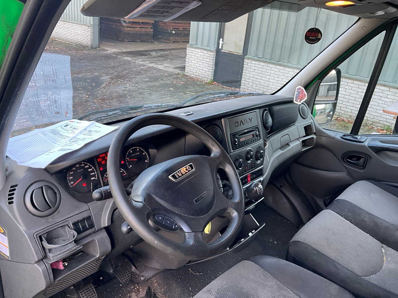 Van 2013 IVECO DAILY COMMERCIAL VEHICLE: picture 13 Van 2013 IVECO DAILY COMMERCIAL VEHICLE: picture 13