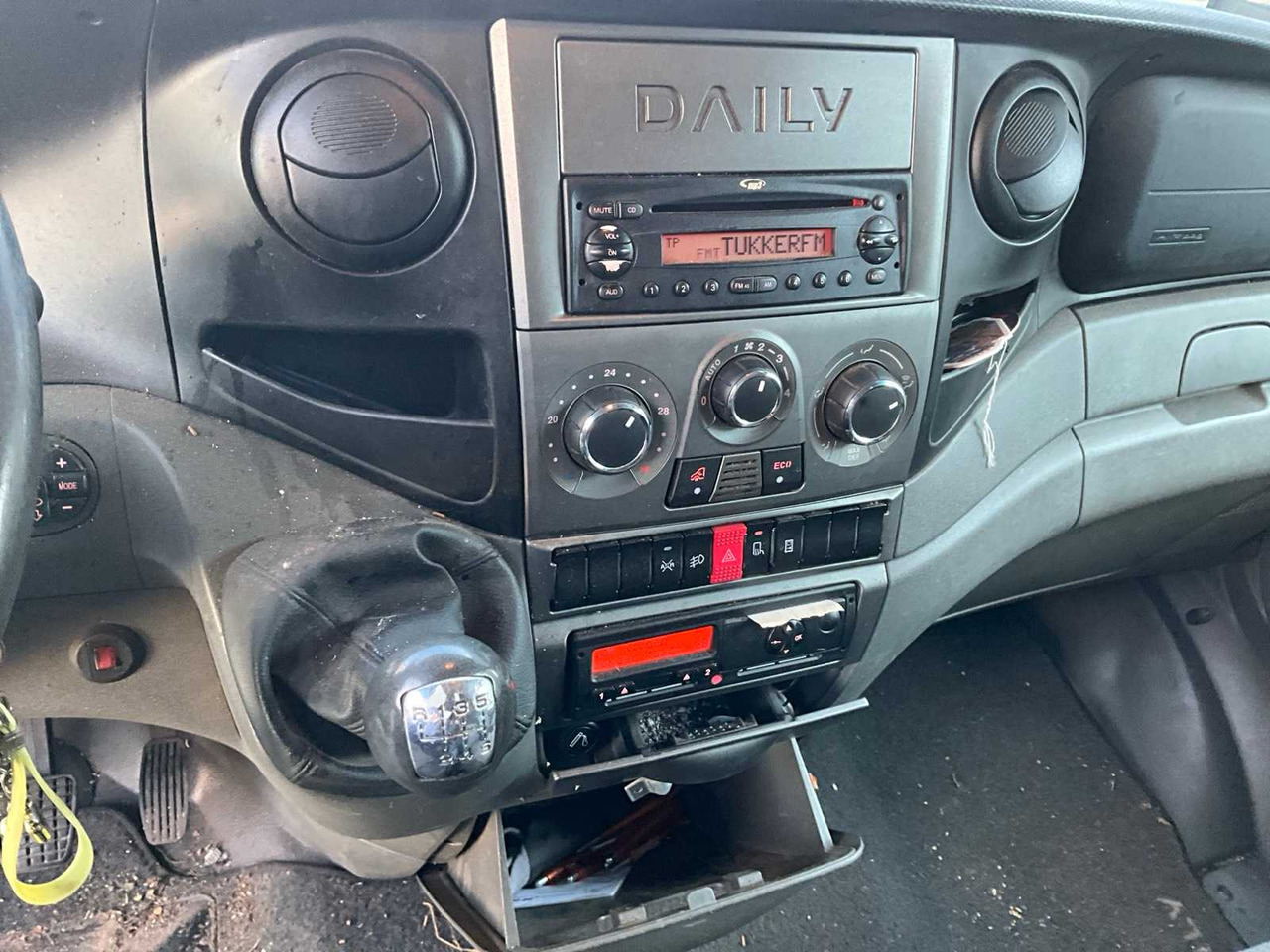 Van 2013 IVECO DAILY COMMERCIAL VEHICLE: picture 15 Van 2013 IVECO DAILY COMMERCIAL VEHICLE: picture 15