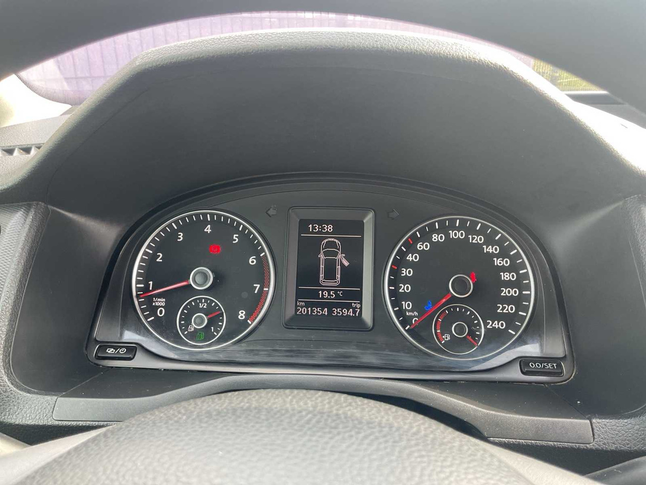 Van 2019 - VOLKSWAGEN - CADDY - 1.4 TGI MAXI L2H1 ECOFUEL - CNG/NATURAL GAS - COMMERCIAL VEHICLE: picture 18 Van 2019 - VOLKSWAGEN - CADDY - 1.4 TGI MAXI L2H1 ECOFUEL - CNG/NATURAL GAS - COMMERCIAL VEHICLE: picture 18