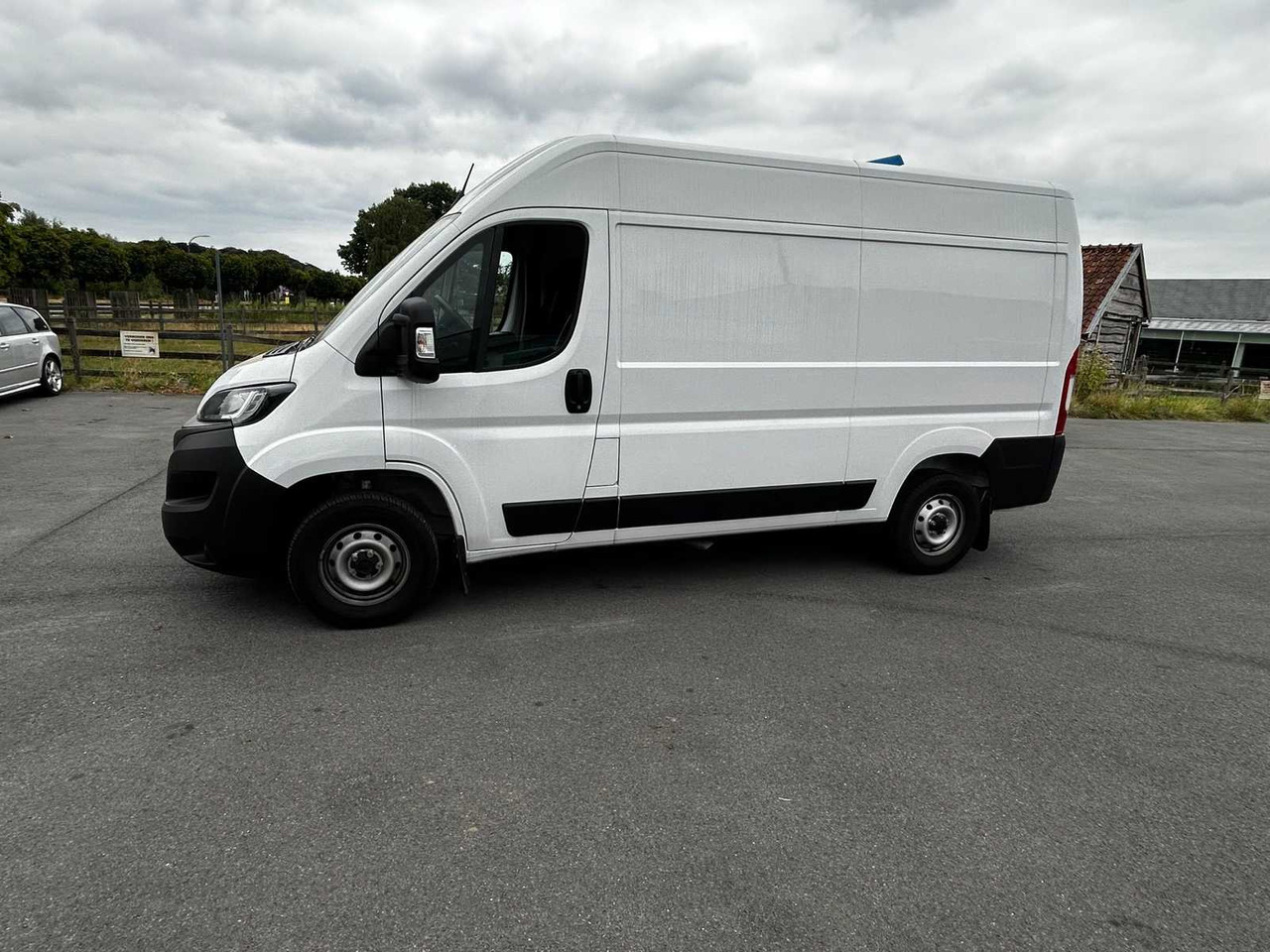 FIAT DUCATO COMMERCIAL VEHICLE - Van: picture 1 FIAT DUCATO COMMERCIAL VEHICLE - Van: picture 1