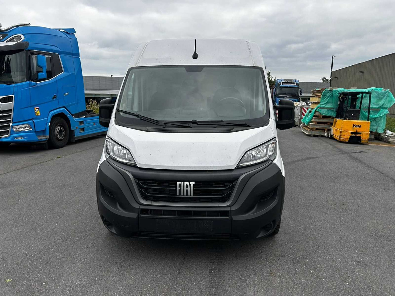 FIAT DUCATO COMMERCIAL VEHICLE - Van: picture 2 FIAT DUCATO COMMERCIAL VEHICLE - Van: picture 2
