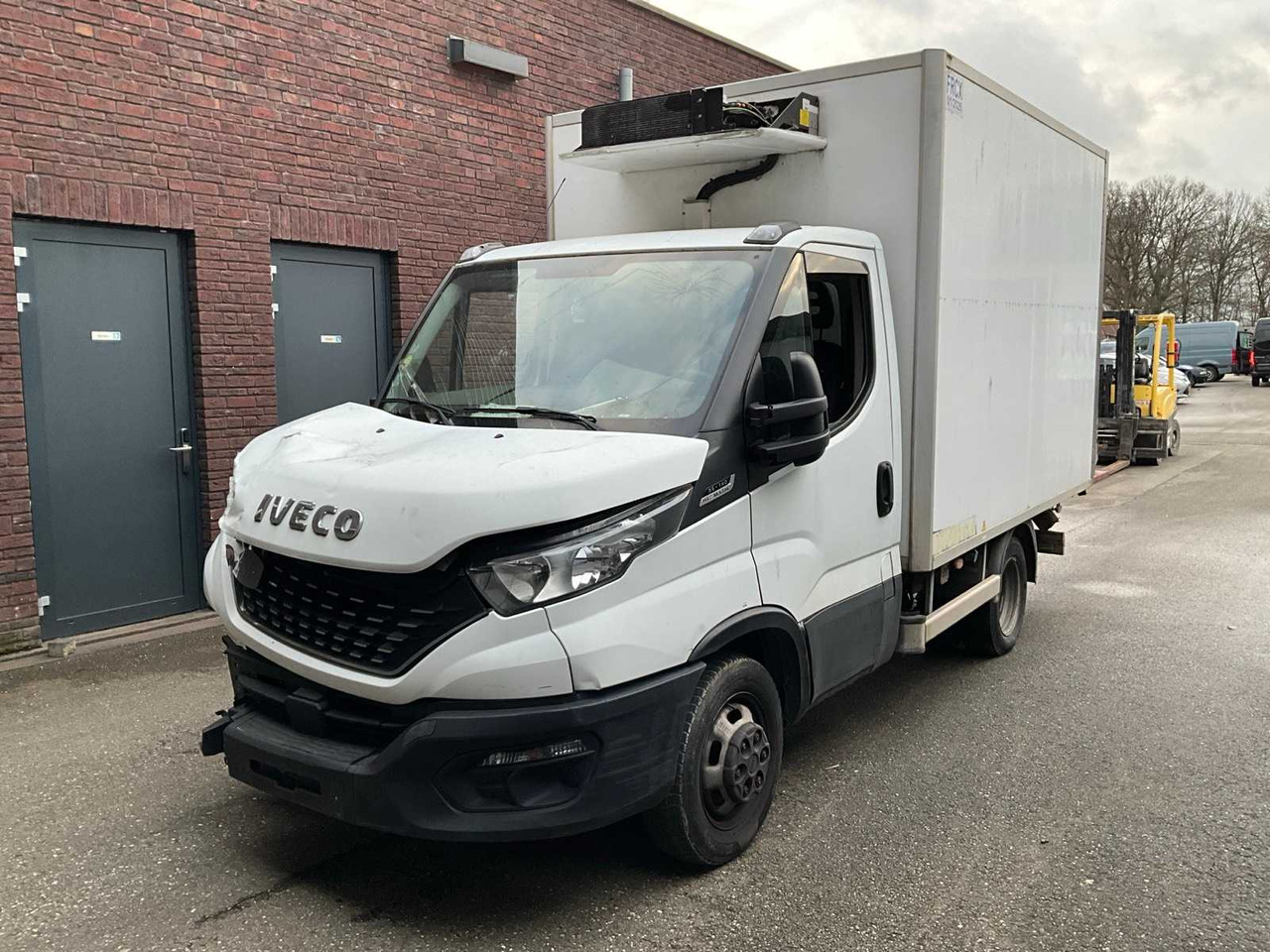 IVECO DAILY 35C14 REFRIGERATED TRUCK - COMMERCIAL VEHICLE (DAMAGE) - Van: picture 1 IVECO DAILY 35C14 REFRIGERATED TRUCK - COMMERCIAL VEHICLE (DAMAGE) - Van: picture 1