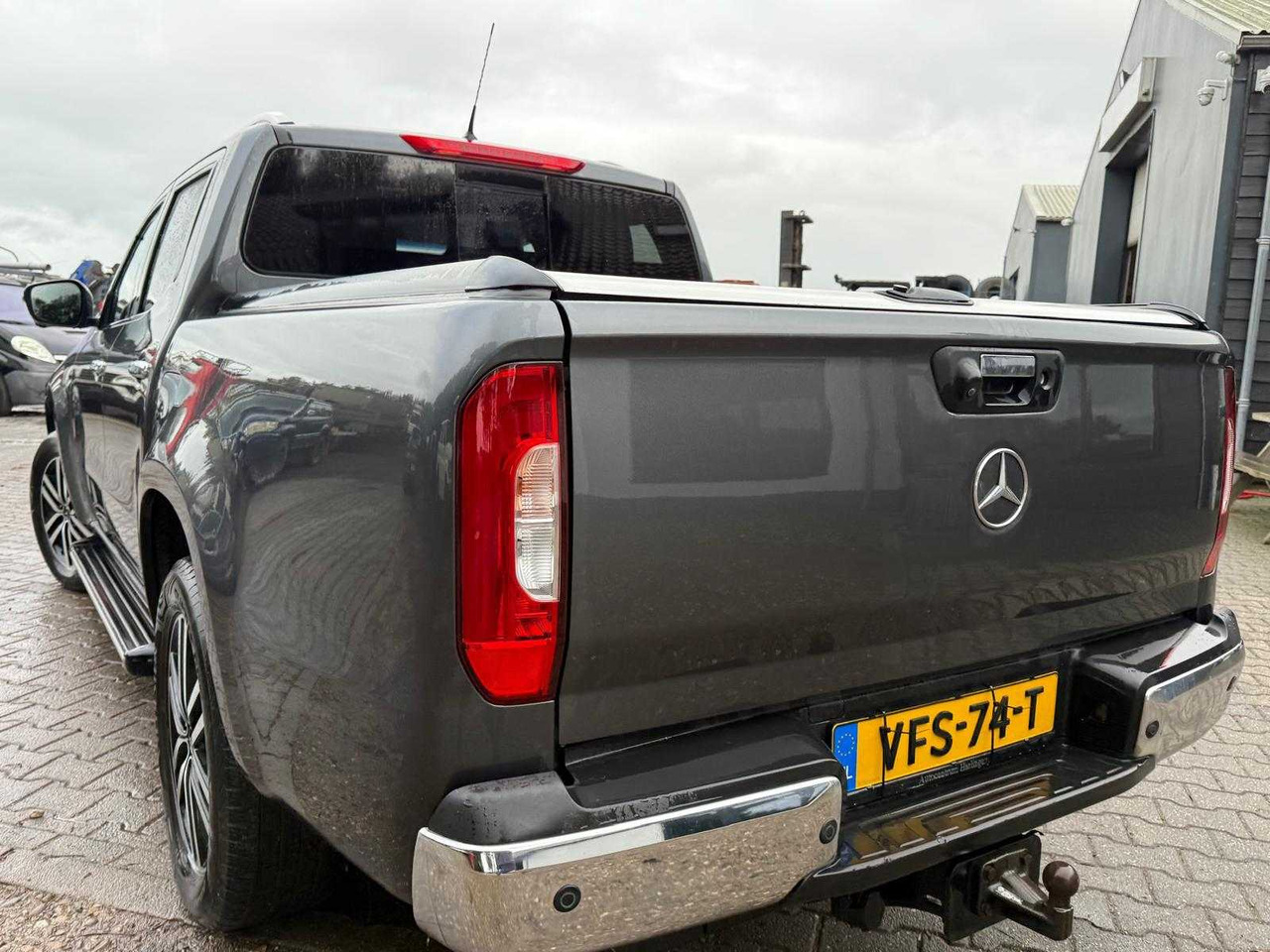 MERCEDES - 250D - X CLASS - COMMERCIAL VEHICLE - Van: picture 2 MERCEDES - 250D - X CLASS - COMMERCIAL VEHICLE - Van: picture 2