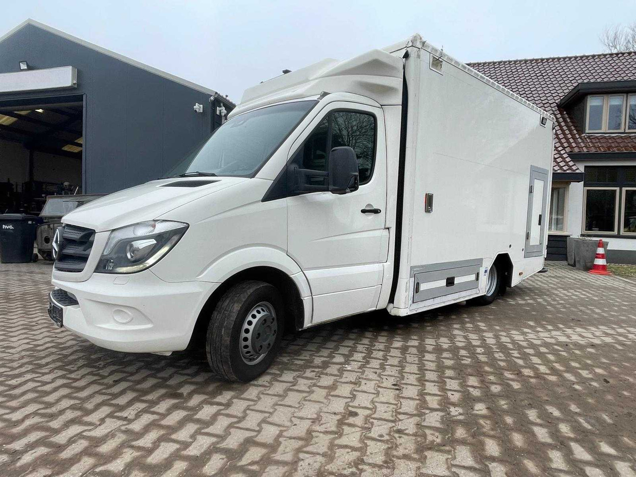 MERCEDES - SPRINTER 519 AMBULACE CAMPER - COMMERCIAL VEHICLE - Van: picture 1 MERCEDES - SPRINTER 519 AMBULACE CAMPER - COMMERCIAL VEHICLE - Van: picture 1