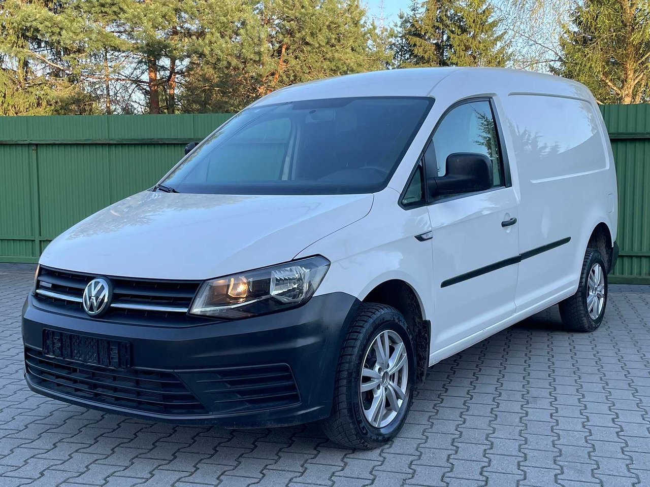 VOLKSWAGEN - 2018 - CADDY MAXI 4X4 - VAN - Van: picture 1 VOLKSWAGEN - 2018 - CADDY MAXI 4X4 - VAN - Van: picture 1