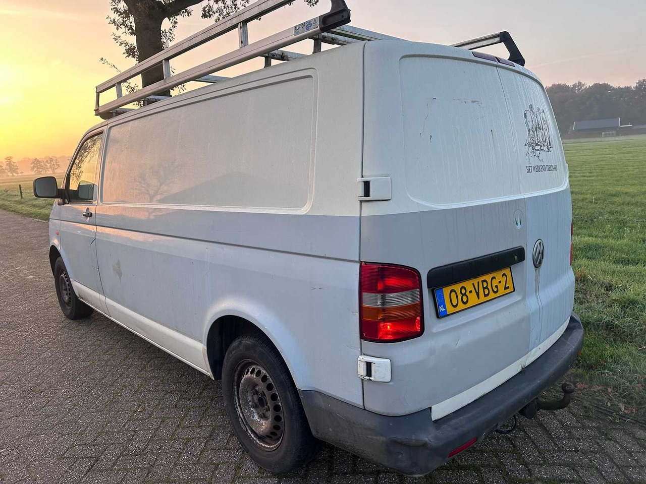 VOLKSWAGEN - TRANSPORTER T5 2.5 TDI 340 - 08-VBG-2 - Van: picture 3 VOLKSWAGEN - TRANSPORTER T5 2.5 TDI 340 - 08-VBG-2 - Van: picture 3