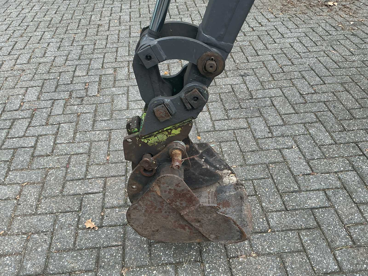 Volvo 2015 VOLVO EC-18D MINI EXCAVATOR - Mini excavator: picture 4 Volvo 2015 VOLVO EC-18D MINI EXCAVATOR - Mini excavator: picture 4