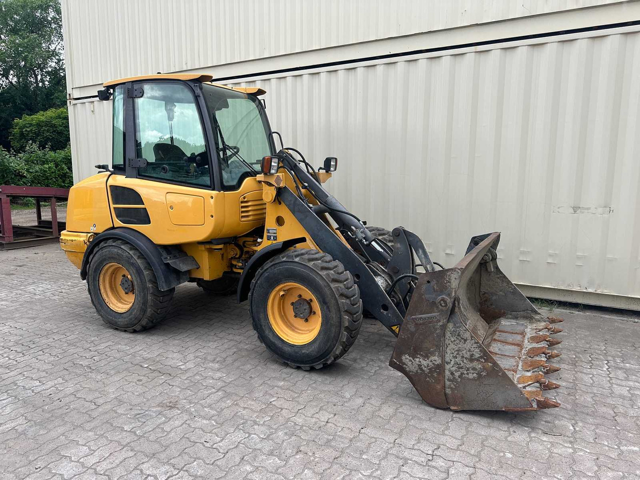 Volvo L25F - Wheel loader: picture 1 Volvo L25F - Wheel loader: picture 1