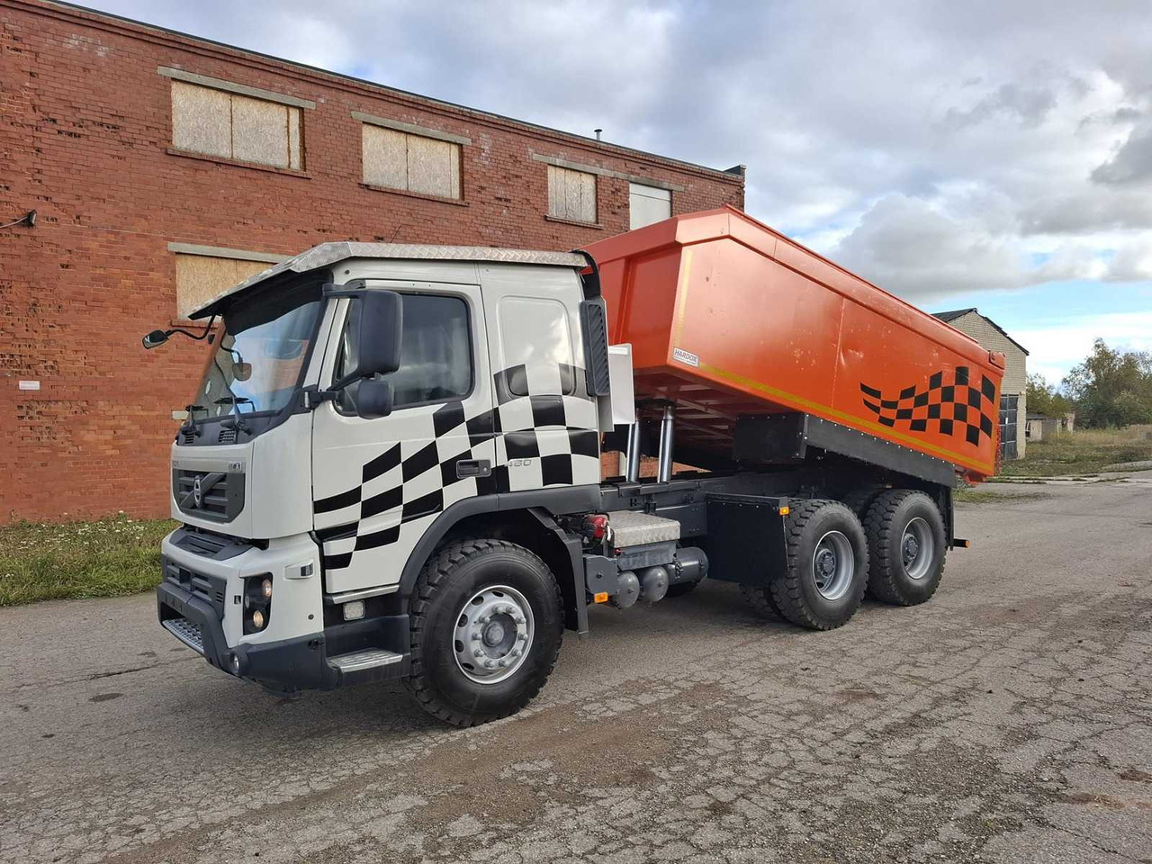 Volvo VOLVO - FM460 - DUMPER TRUCK - 2012 - Dumper: picture 3 Volvo VOLVO - FM460 - DUMPER TRUCK - 2012 - Dumper: picture 3
