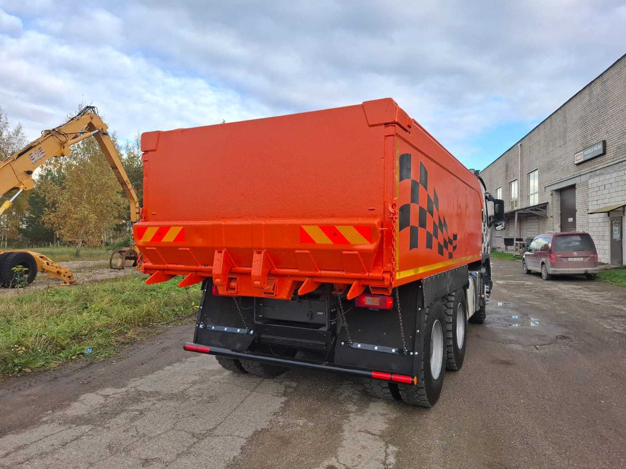 Volvo VOLVO - FM460 - DUMPER TRUCK - 2012 - Dumper: picture 4 Volvo VOLVO - FM460 - DUMPER TRUCK - 2012 - Dumper: picture 4