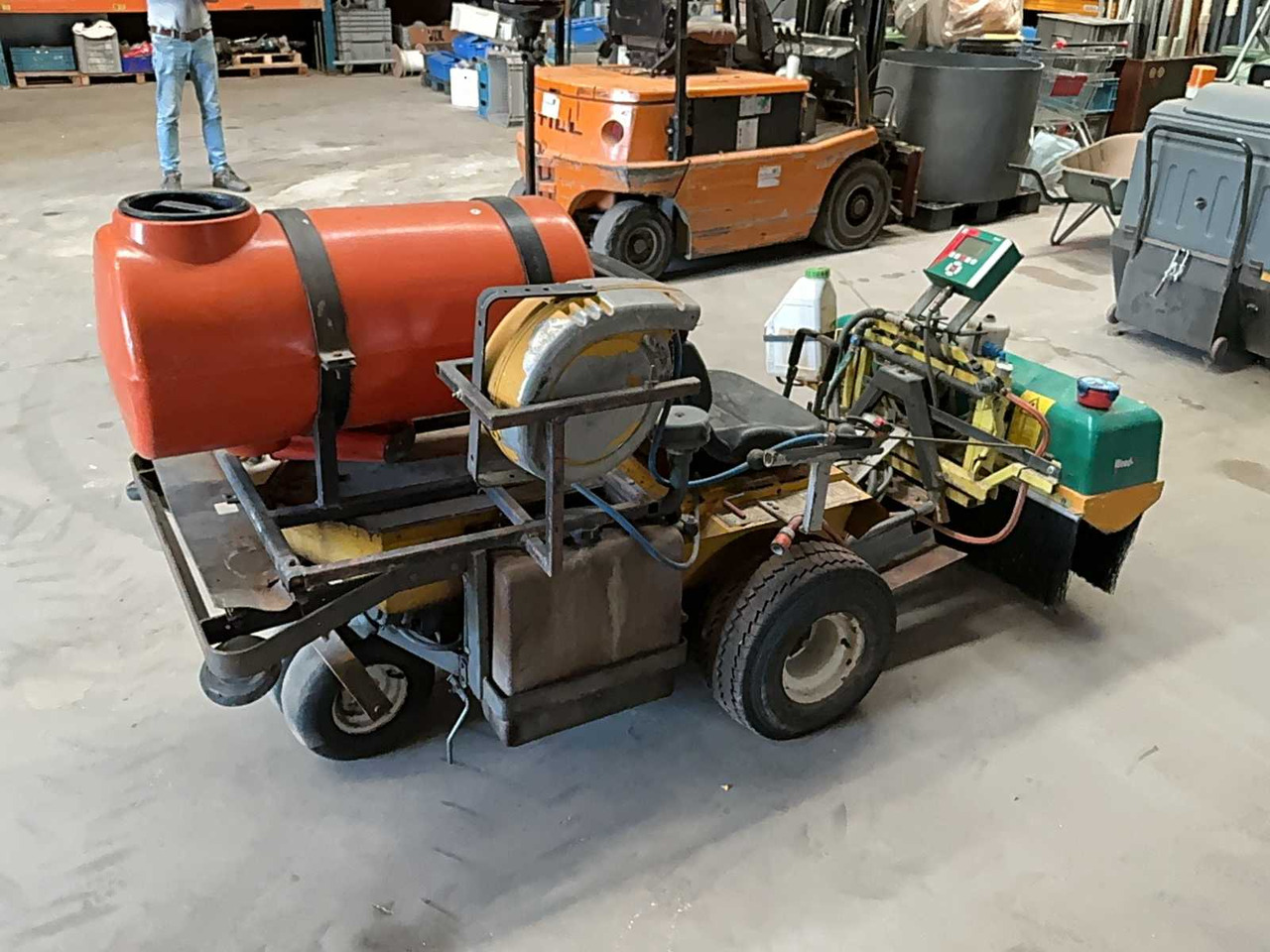 Walker MDDSD - Sprayer: picture 4 Walker MDDSD - Sprayer: picture 4
