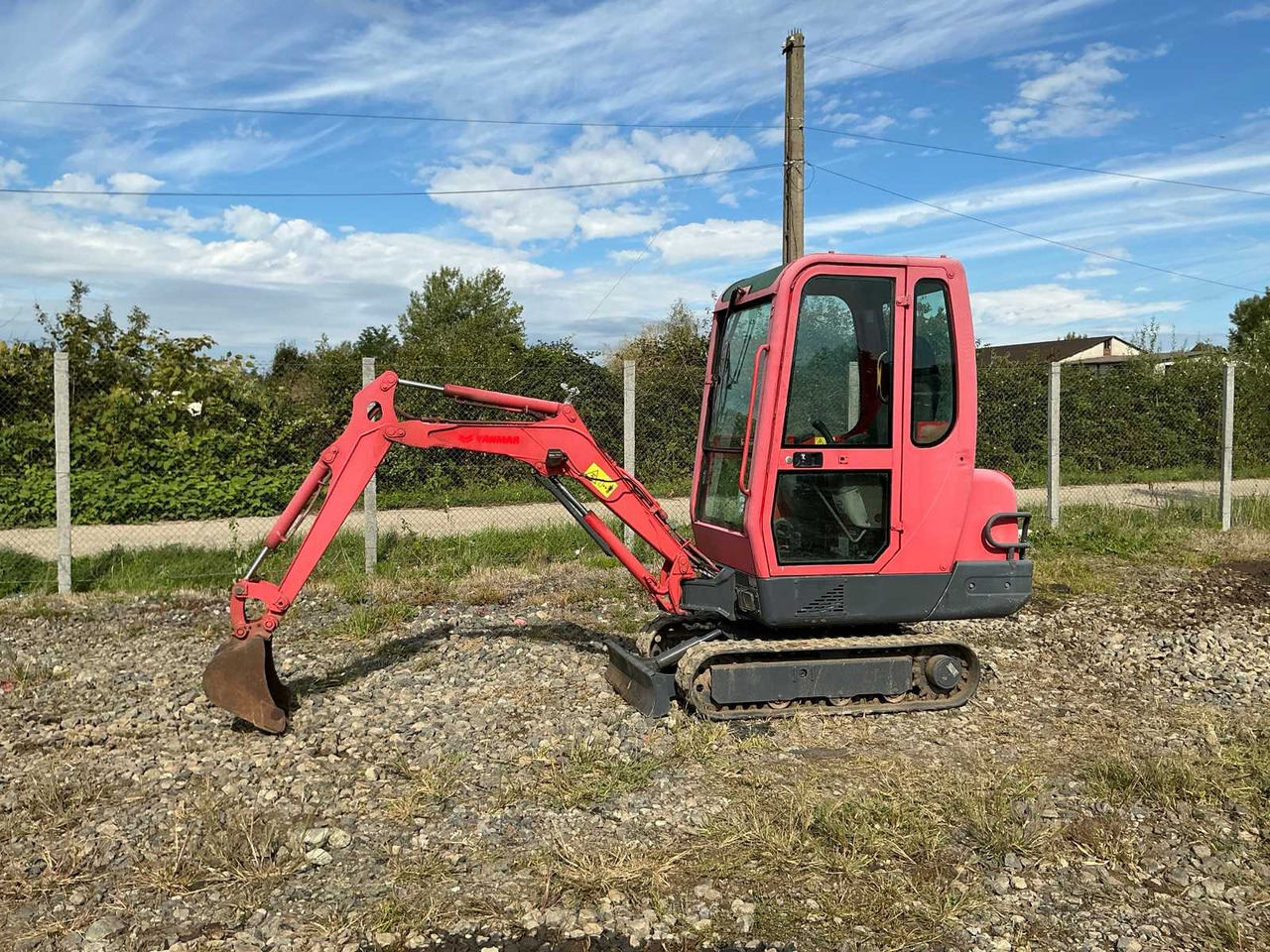 Yanmar B15 - 3 - Mini excavator: picture 2 Yanmar B15 - 3 - Mini excavator: picture 2