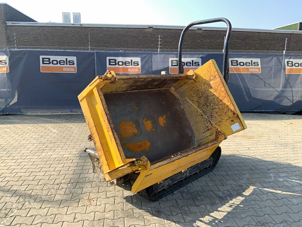Yanmar C12R-B - Dumper: picture 3 Yanmar C12R-B - Dumper: picture 3