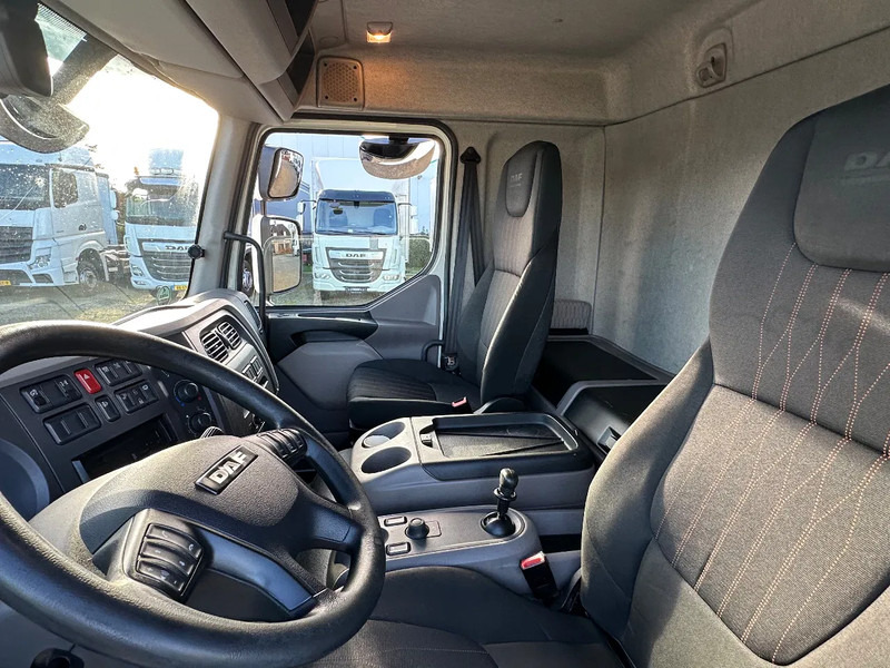 Box truck DAF LF 260 LF260.12 EURO6 12-2021. 730x248x235: picture 13