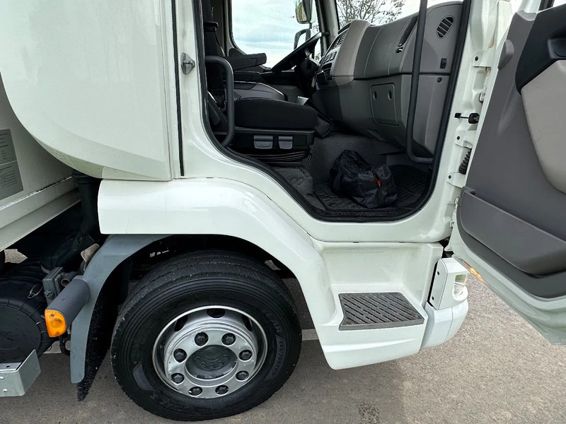 Box truck DAF LF230.12 EURO6. 2019.: picture 11