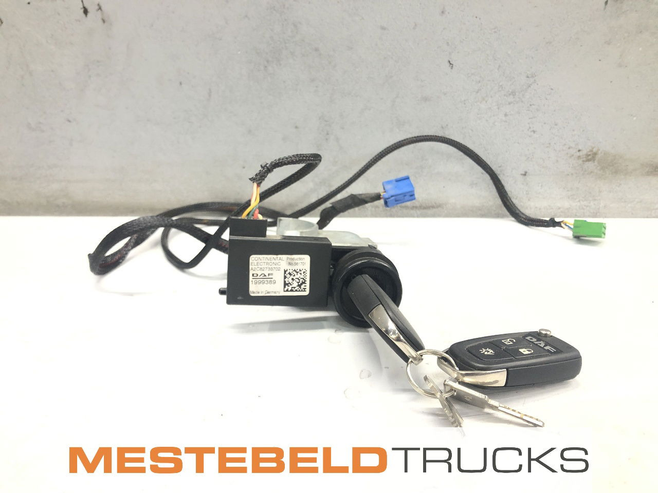 DAF Contactslot met sleutel en imobilaiser - Electrical system for Truck: picture 1 DAF Contactslot met sleutel en imobilaiser - Electrical system for Truck: picture 1