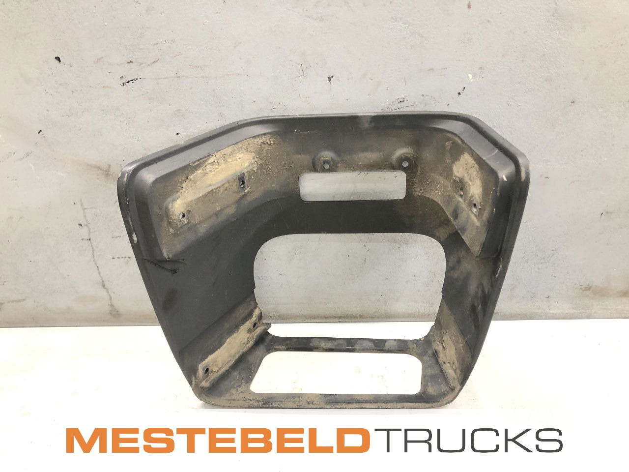 DAF Opstapbak rechts - Frame/ Chassis for Truck: picture 1 DAF Opstapbak rechts - Frame/ Chassis for Truck: picture 1