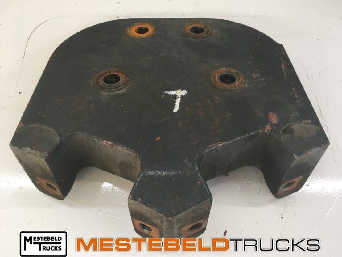 DAF Reactiestangsteun triangelsteun - Reaction rod for Truck: picture 1 DAF Reactiestangsteun triangelsteun - Reaction rod for Truck: picture 1