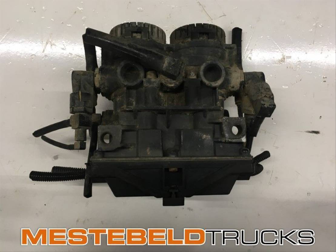 MAN EBS drukventiel 2-K - Brake parts for Truck: picture 1 MAN EBS drukventiel 2-K - Brake parts for Truck: picture 1
