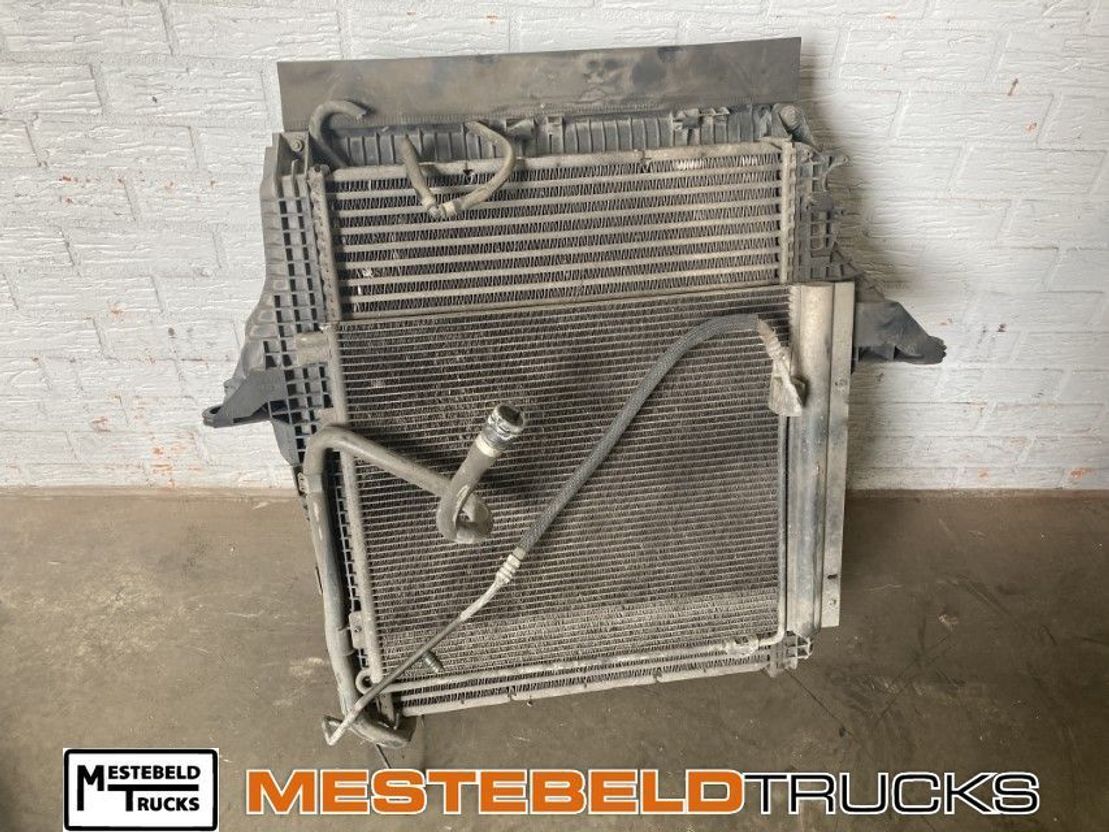 MAN Radiateur met intercooler - Radiator for Truck: picture 1 MAN Radiateur met intercooler - Radiator for Truck: picture 1