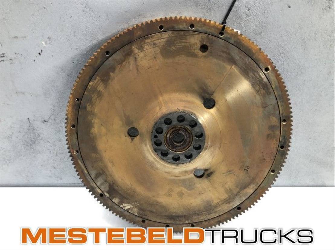MAN Vliegwiel D 2676 LF 51 - Engine and parts for Truck: picture 1 MAN Vliegwiel D 2676 LF 51 - Engine and parts for Truck: picture 1