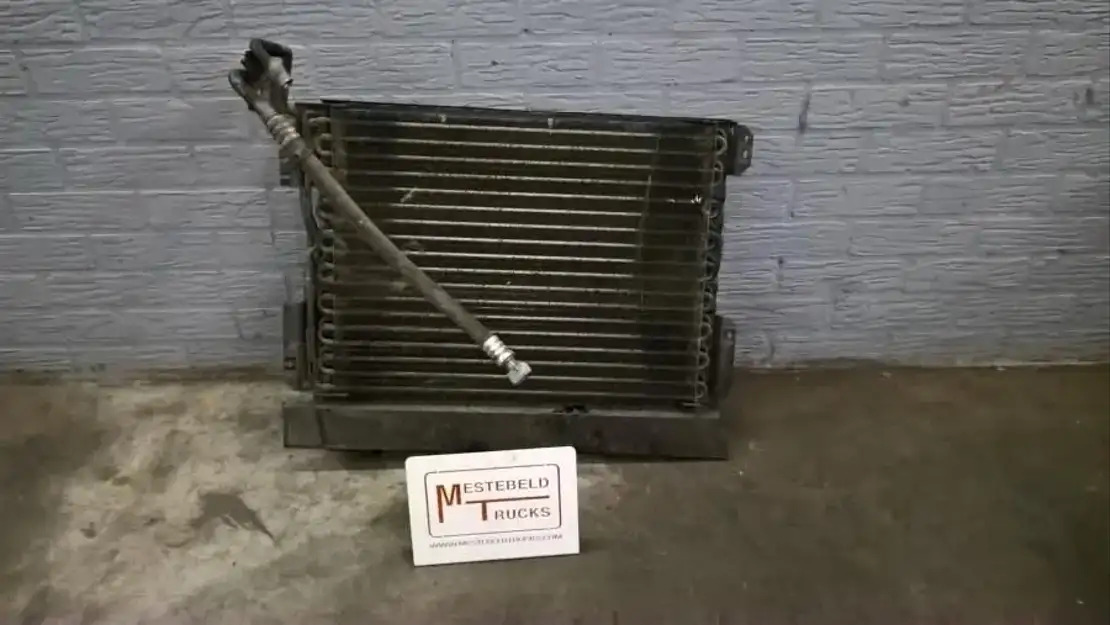 Mercedes-Benz Aircoradiateur - Cooling system for Truck: picture 1 Mercedes-Benz Aircoradiateur - Cooling system for Truck: picture 1