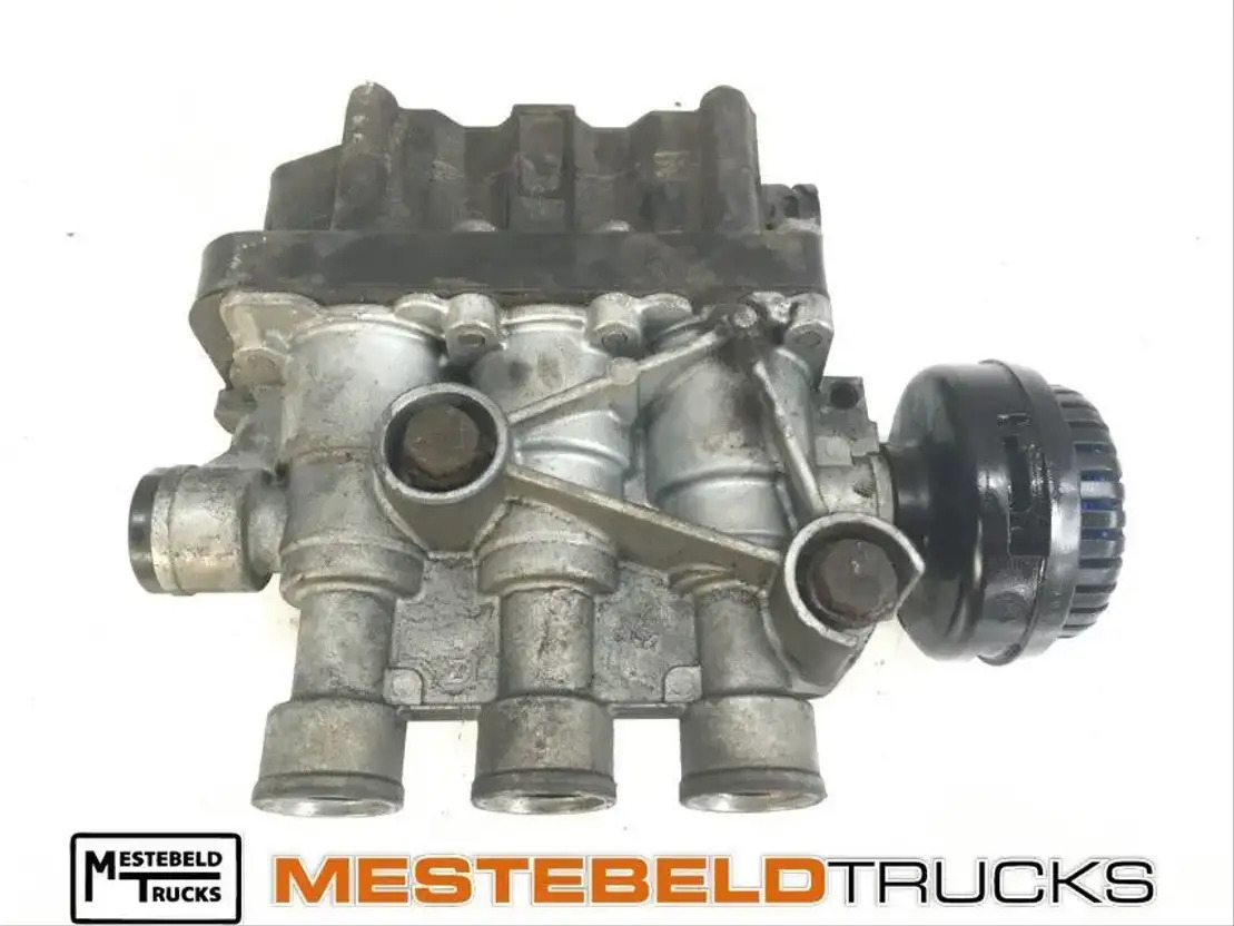 Mercedes-Benz Ecas Magneetklep - Brake parts for Truck: picture 1 Mercedes-Benz Ecas Magneetklep - Brake parts for Truck: picture 1