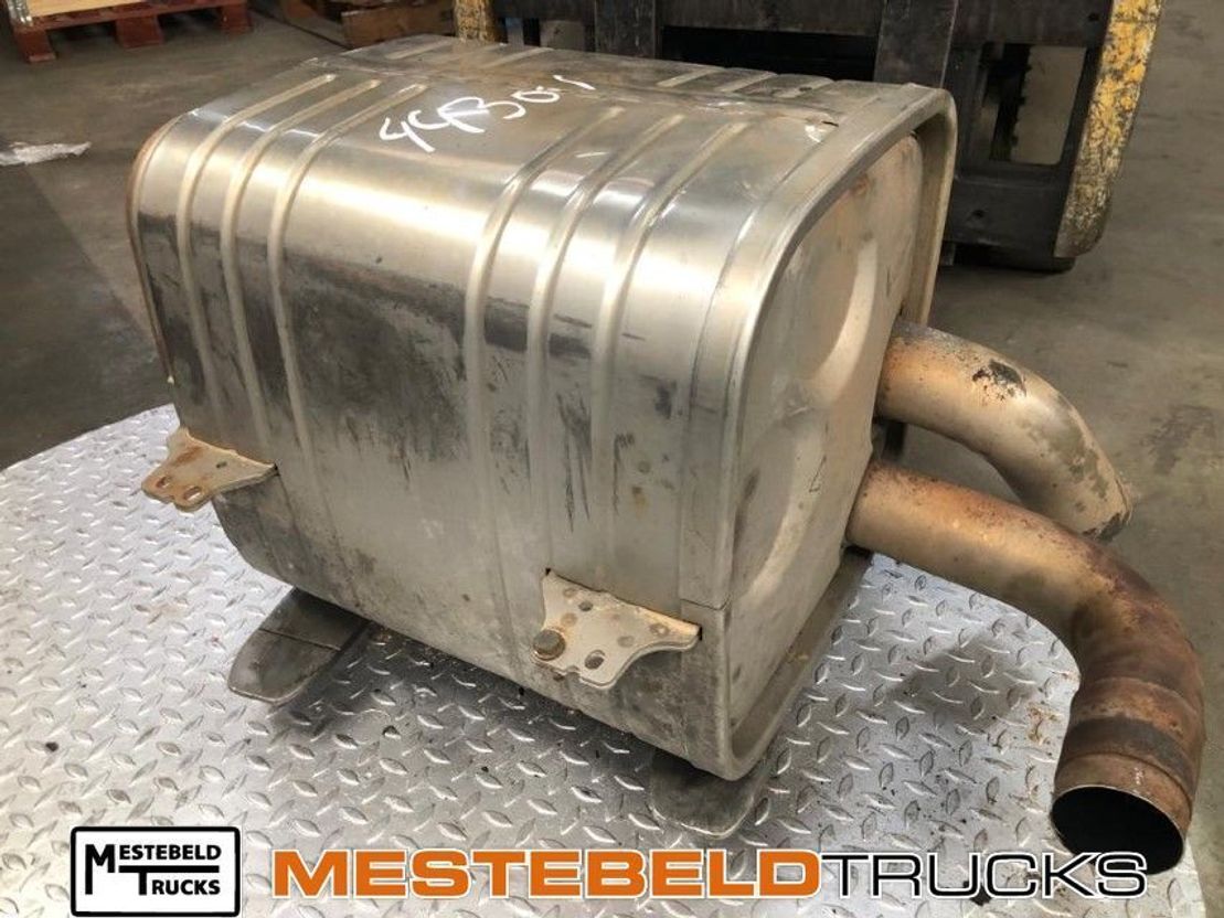 Mercedes-Benz Katalysator - Exhaust system for Truck: picture 2 Mercedes-Benz Katalysator - Exhaust system for Truck: picture 2