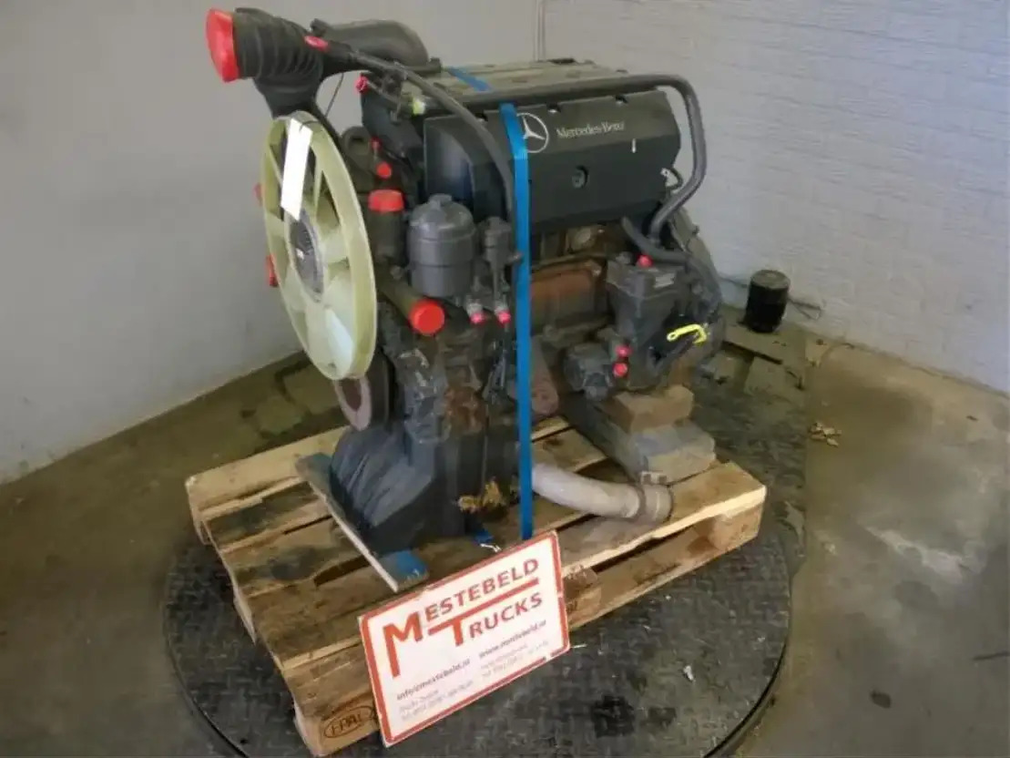 Mercedes-Benz Motor OM 904 LA - Engine for Truck: picture 2 Mercedes-Benz Motor OM 904 LA - Engine for Truck: picture 2
