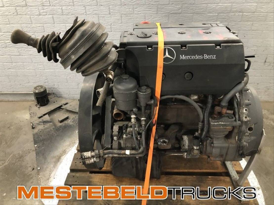 Mercedes-Benz Motor OM904 LA III - Engine and parts for Truck: picture 1 Mercedes-Benz Motor OM904 LA III - Engine and parts for Truck: picture 1