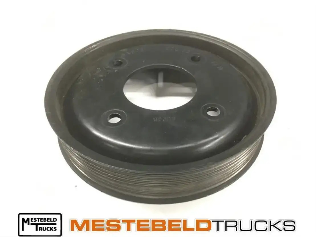 Mercedes-Benz Poelie waterpomp - Engine for Truck: picture 1 Mercedes-Benz Poelie waterpomp - Engine for Truck: picture 1