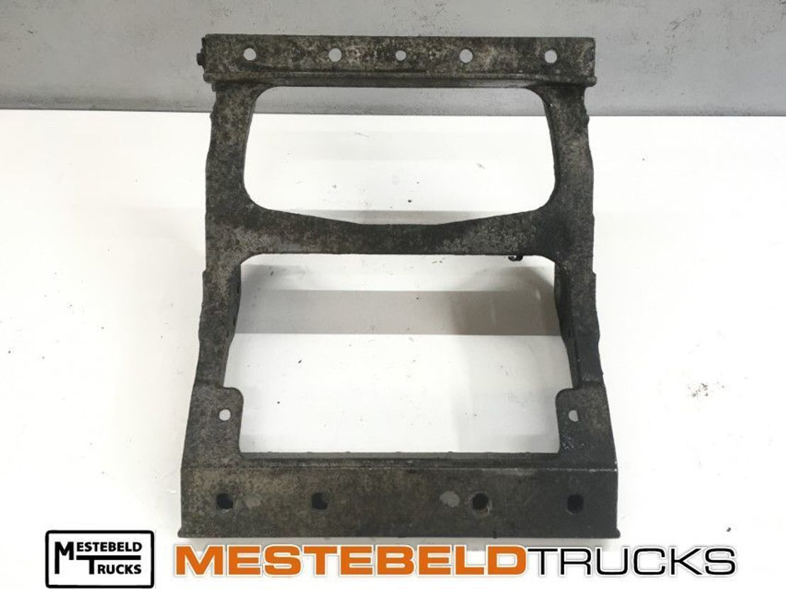 Renault Opstapsteun - Frame/ Chassis for Truck: picture 1 Renault Opstapsteun - Frame/ Chassis for Truck: picture 1